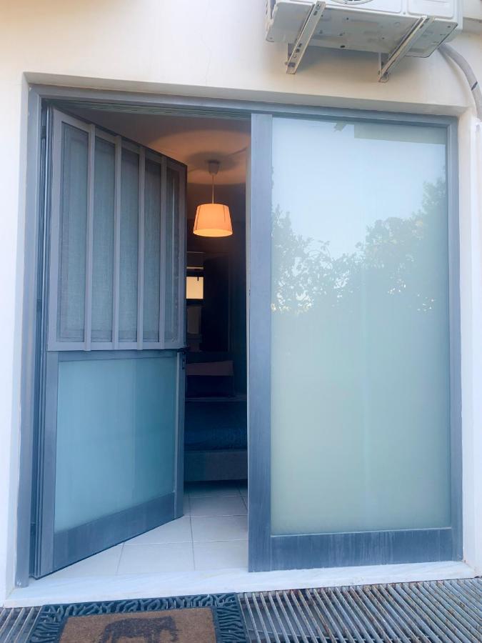 Confidential Apartment, Prime Location أثينا المظهر الخارجي الصورة